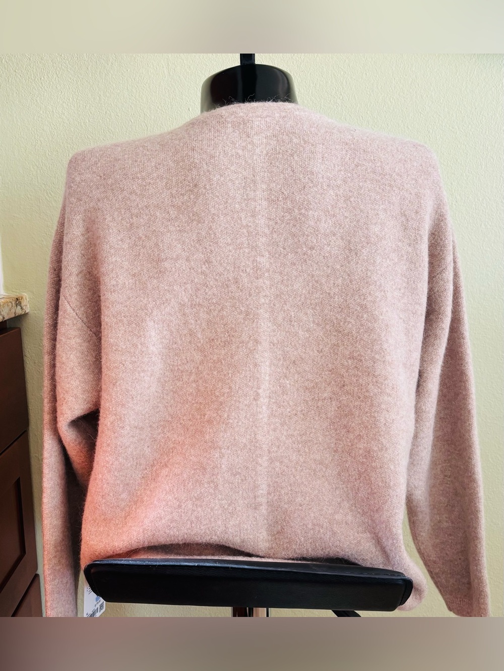 NWT Lululemon Alpaca Wool-Blend Crewneck Sweater Heathered White/Beige Size: XL - Picture 3 of 6